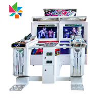 Münzbetriebener Spielautomat 2-Spieler-Krisenlösungsschießspielmaschine Realistische Simulations-Schießmaschine mit zwei Bildschirmen