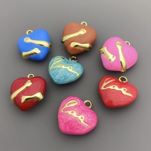 BD-B8256 regali per feste per <span class=keywords><strong>gioielli</strong></span> che fanno simpatici ciondoli alla moda con cuore <span class=keywords><strong>di</strong></span> tè e smalto placcato oro ciondoli nuovi - Product Image 3