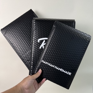 Busta nera impermeabile per imballaggio e Bubble Mailer con Logo personalizzato busta imbottita - Product Image 1