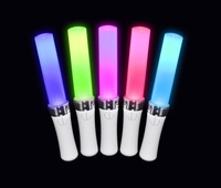 Bâtons lumineux multicolores à LED Bâtons en mousse Bâtons Rave Cheer Bâtons Lampe rechargeable Tube Cheer Bâtons pour fêtes Concerts