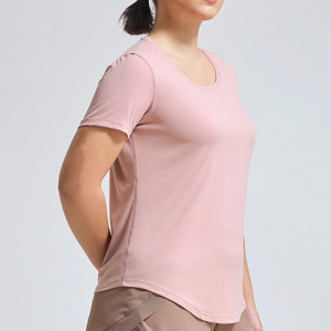 T-shirt de sport pour femme de haute qualité, personnalisable OEM, 100% léger, vierge, sur mesure, pour le fitness - Product Image 6