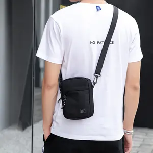 Tas ponsel pria kamuflase, tas selempang satu bahu diagonal luar ruangan untuk pria
