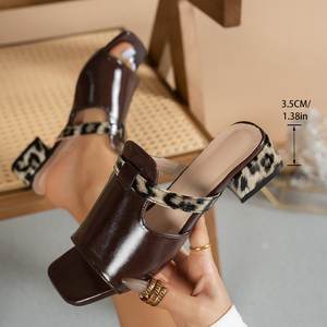 Nuevas Sandalias de tacón grueso con punta cuadrada de alta calidad para uso en exteriores, sandalias de mujer de talla grande con estampado de leopardo 2632 para verano - Product Image 1