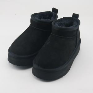 प्लेटफॉर्म सॉल्स के साथ ब्लैक सूट - Product Image 1