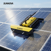 SUNNOVA L3 Petite machine de nettoyage de panneaux solaires portable avec brosse de nettoyage, robot de nettoyage sur chenilles à inclinaison de 25°, économique