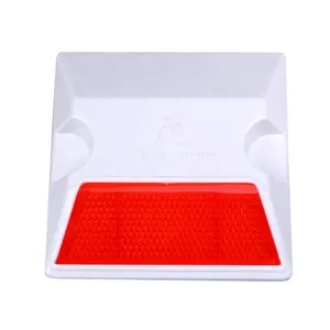 Traffic Safety Product Eco-friendly PMMA Reflector Studs Reflective Plastic Road Stud On Roadside