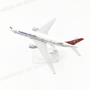 Offre Spéciale 1/400 modèles d'avions en métal Turquie Turkish Airlines Boeing 777 modèle d'avion moulé sous pression jouets pour Collection - Product Image 2