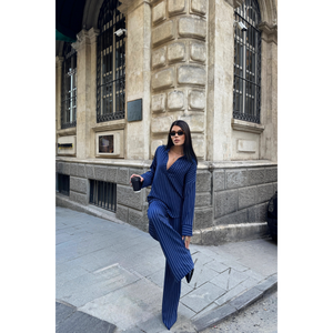 Conjunto Casual de 2 Piezas a Rayas Azul Marino, Top Deportivo con Capucha y Pantalones Cortos, Conjunto de Invierno - Product Image 3