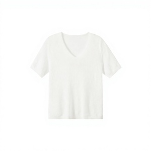 <span class=keywords><strong>T</strong></span>-<span class=keywords><strong>shirt</strong></span> élégant pour <span class=keywords><strong>femme</strong></span> en maille texturée à col en V, mélange de triacétate respirant, idéal pour l'é<span class=keywords><strong>t</strong></span>é (OEM) - Product Image 3