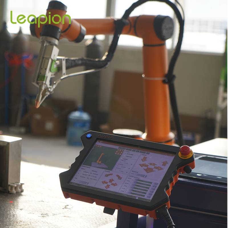 laser welding cell 6 axis