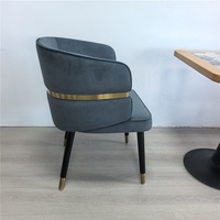 Nouvelle chaise de salle à manger individuelle en tissu rembourrée, style luxe léger et créatif, pour hôtel, restaurant, bar