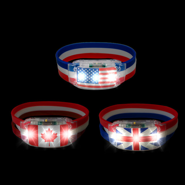 Flashing LED Flag Bracelet Light up US UK Canada Flag Silicone Wristband Patriotic Glow Wristband for Sports Event Party Favor