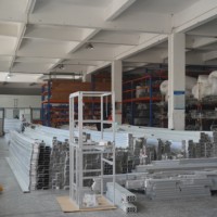 Profilé en acier inoxydable/laiton/acier, norme européenne 4080V, type canal, extrusion, cadre de poste de travail, taille et couleur personnalisées
