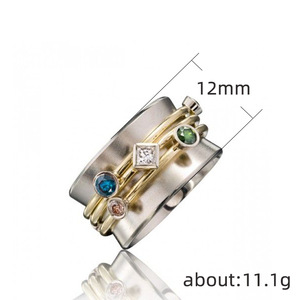 Anello Geometrico con Gemma F393 in Oro Massiccio 18K, Diamante Taglio Principessa con Montatura a Castone, Anello Unisex per Uso Quotidiano - Product Image 3