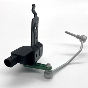 Capteur de hauteur de véhicule Audi 4F0941285B pour système de suspension, pièce de rechange - Product Image 5