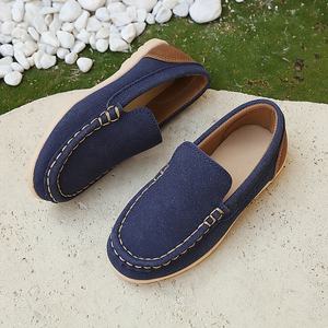 Chaussures d'École Décontractées Confortables à Semelle Souple, Style Britannique Légères pour Garçons, Chaussures de Sport et Décontractées Écologiques Recyclées - Product Image 1