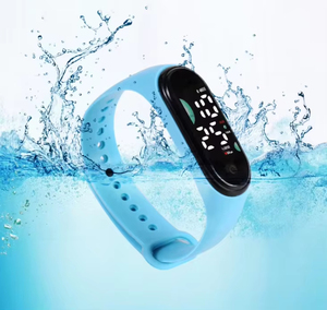 Reloj Electrónico LED de Pulsera Pequeño para Estudiantes de Primaria y Secundaria, Resistente al Agua IP68, Accesorio de Plástico para Todas las Temporadas, Pantalla TFT - Product Image 6