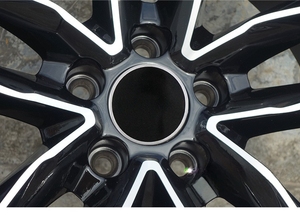 Jantes en alliage d'aluminium de 17 et 18 pouces adaptées aux <span class=keywords><strong>Audi</strong></span> <span class=keywords><strong>A3</strong></span>, <span class=keywords><strong>Audi</strong></span> A4, <span class=keywords><strong>Audi</strong></span> A5 et <span class=keywords><strong>Audi</strong></span> A6 - Product Image 6