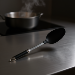 Cuchara de Cocina de Plástico Negra con Mango de Acero Inoxidable - Utensilio Ligero para Cocinar, 33.7x6.5 Cm, Solo Lavado a Mano, Marca ZAA - Product Image 2