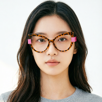Nouvelles lunettes de soleil multicolores à monture légère de style œil de chat pour un usage décontracté, mignonnes, unisexes, confortables et durables