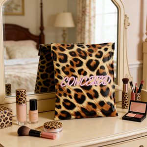 ถุงไปรษณีย์โพลีเมลเลอร์แบบย่อยสลายได้ ถุงบ<span class=keywords><strong>ร</strong></span><span class=keywords><strong>ร</strong></span>จุภัณฑ์สำห<span class=keywords><strong>ร</strong></span>ับส่งพัสดุ ถุงพลาสติกโพลีเมลเลอ<span class=keywords><strong>ร</strong></span>์สำห<span class=keywords><strong>ร</strong></span>ับจัดส่งเสื้อผ้า - Product Image 1