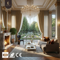Canapé en tissu capitonné de luxe sur mesure, de haute qualité, avec assise profonde et confortable, et structure en bois massif pour appartement