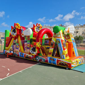 Castillo inflable gigante con obstáculos y zona de saltos para niños, opblaasbare stormbaan - Product Image 2