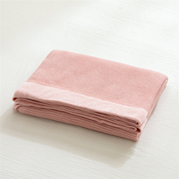 Couverture Bébé en Bambou Tricoté Rafraîchissante, Maille Respirante pour l'Été, Ultra Douce et Hypoallergénique, Idéale pour l'Allaitement et comme Couverture d'emmaillotage