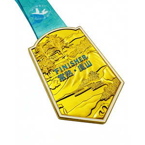 Medalla de Relieve Personalizada con Temática de Baloncesto, de Aleación de Zinc Bañada en Plata Antigua con Textura Hueca de Baloncesto y Bisagra - Product Image 3
