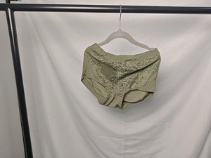 Lote de Ropa Interior Casual Usada para Mujer - Marca CLEAR PATH Modelo A65 Origen Guangdong Poliéster/Algodón Verano Tallas Mixtas - Product Image 3