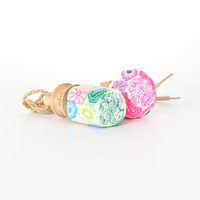 8ml petits couvercles en bois colorés suspendus diffuseur voiture bouteille de parfum bouchon à vis voiture diffuseur bouteille emballage