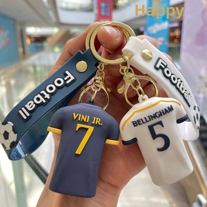 Llavero de PVC con diseño de camiseta de fútbol, figura de dibujos animados, colgante para mochila, llavero de coche, pequeño <span class=keywords><strong>regalo</strong></span> al por mayor, modelo YP312 para niños y amigos - Product Image 3