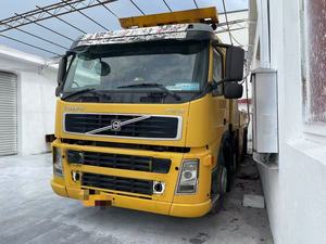Camions de dépannage et de remorquage lourds de 50 tonnes, utilisés pour Volvo 6X4 8x4, en bon état, essence, à vendre en Afrique du Sud - Product Image 2