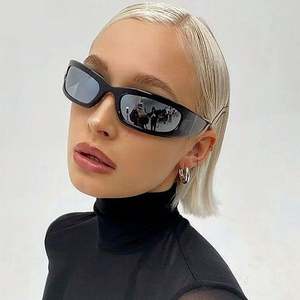 Gafas de Sol Deportivas Personalizadas con Logotipo 2025, Gafas de Ciclismo para Hombre, Estilo Y2K, UV400, Plateadas, Punk, para Mujer - Product Image 3