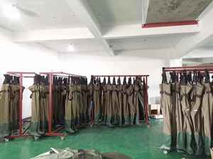 Giá Rẻ Nhất Không Thấm Nước Màu Đen Nylon PVC Nguyên Liệu Cá Loài Sếu Ngực Cho Nam Giới - Product Image 5