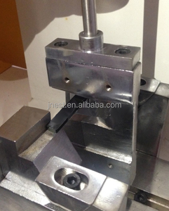 เครื่องทดสอบแรงกระแทกแบบชาร์ปี15J 7.5J หน้าจอหน้าปัด D6110 ASTM แบบพลาสติก - Product Image 5