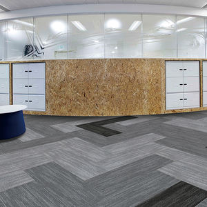 100% PP Carreaux de moquette Bureau Commercial Modulaire PVC Support Carreaux de moquette 50x50 - Product Image 3