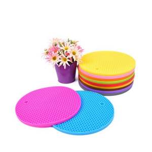 Whosale <b>Silicone</b> <b>Trivets</b> Mat Anti-Skid and High Temperature Resistance Hot Pads for Hot Pots and Pans - Product Image 2