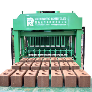 Schlussverkauf hydraulische ineinandergreifende rote Erde Erdziegelherstellungsmaschine Lehmziegelmaschine Ghana DF7-10 rote Erde Ziegelmaschine - Product Image 1