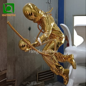 Hecho a mano fibra de vidrio resina centro comercial decorativo chapado en oro <span class=keywords><strong>espacio</strong></span> hombre astronauta estatua - Product Image 1