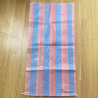 Sac en plastique agricole de polypropylène de la rayure 25kg 50kg de couleur avec l'emballage tissé par pp de poignée