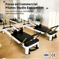 Machine de Pilates Reformer Professionnelle Style Ins en Cuir Beige et Aluminium pour le Remodelage Corporel et l'Entraînement Physique