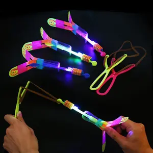 Heißer Verkauf Light Up Toy Multi-Color Led Flash ing Flying Sling shot Hubschrauber große Größe Spielzeug