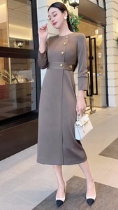 XXXL <span class=keywords><strong>robe</strong></span> <span class=keywords><strong>moulante</strong></span> 2024 automne hiver Cocktail fête femmes gros bouton déco à manches longues Midi marron <span class=keywords><strong>kaki</strong></span> <span class=keywords><strong>robe</strong></span> Occasion spéciale - Product Image 5