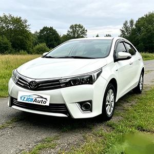 La <span class=keywords><strong>voiture</strong></span> d'occasion la plus vendue en 2017, la Toyota Corolla, possède une transmission automatique stable et est peu coûteuse - Product Image 1
