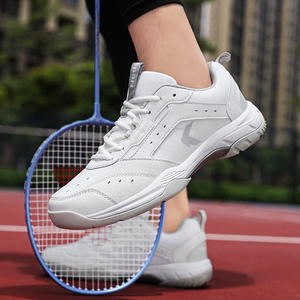 Chaussures de badminton 2026 résistantes à l'usure pour entraînement en salle, confortables, légères, respirantes, tige en PVC, à lacets, antidérapantes, pour couple - Product Image 4