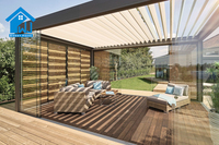 Pergola bioclimatique en aluminium Tenda pour l'extérieur, avec toit ouvrant et abri pour la détente