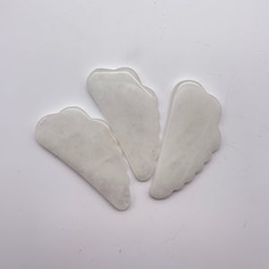 Vente en gros de pierre de Gua Sha en jade blanc avec logo personnalisé Tableau de jade blanc Gua Sha de haute qualité Serrer la peau en quartz blanc Gua Sha masseur - Product Image 4