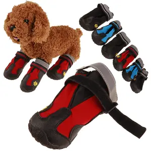 4 teile/satz Haustier Hundes chuhe Reflektierende wasserdichte Hundes tiefel Warmer Schnee Regen Haustiere Stiefeletten Anti-Rutsch-Socken Schuhe für mittelgroße Hunde