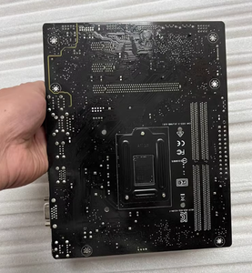 เมนบอร์ด H110-F ใหม่เอี่ยม พร้อมกราฟิกในตัว ชิปเซ็ตแบบดับเบิ้ลเมมโมรี่แชนแนล ผลิตโดย H110 - Product Image 4